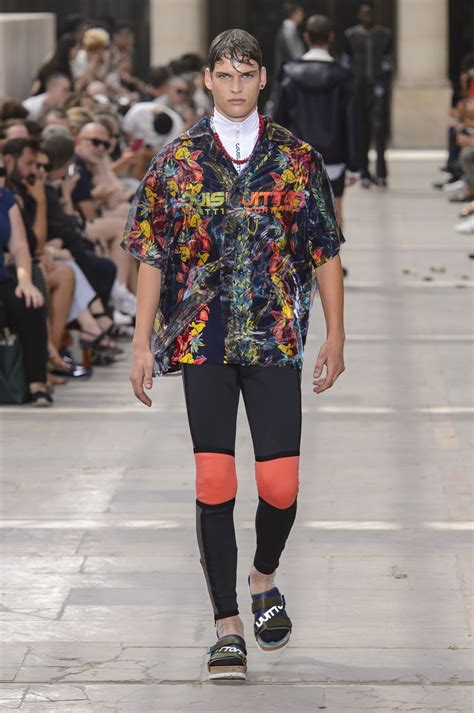 louis vuitton menswear spring 2018|Louis Vuitton men's suits price.